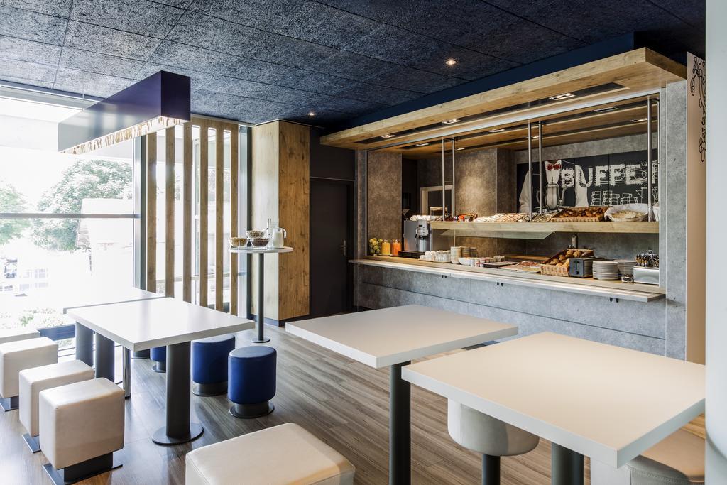Ibis Budget Bern Expo Экстерьер фото